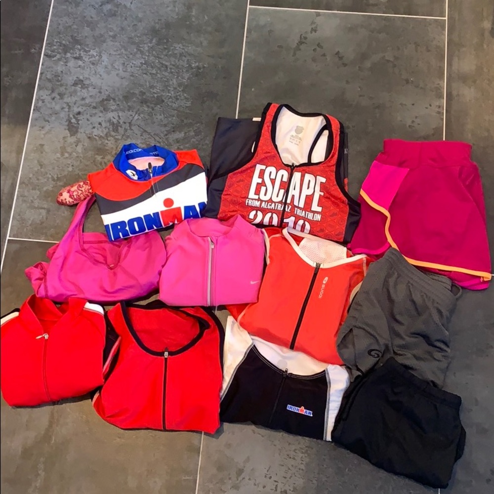 WORKOUT/CYCLING TOPS